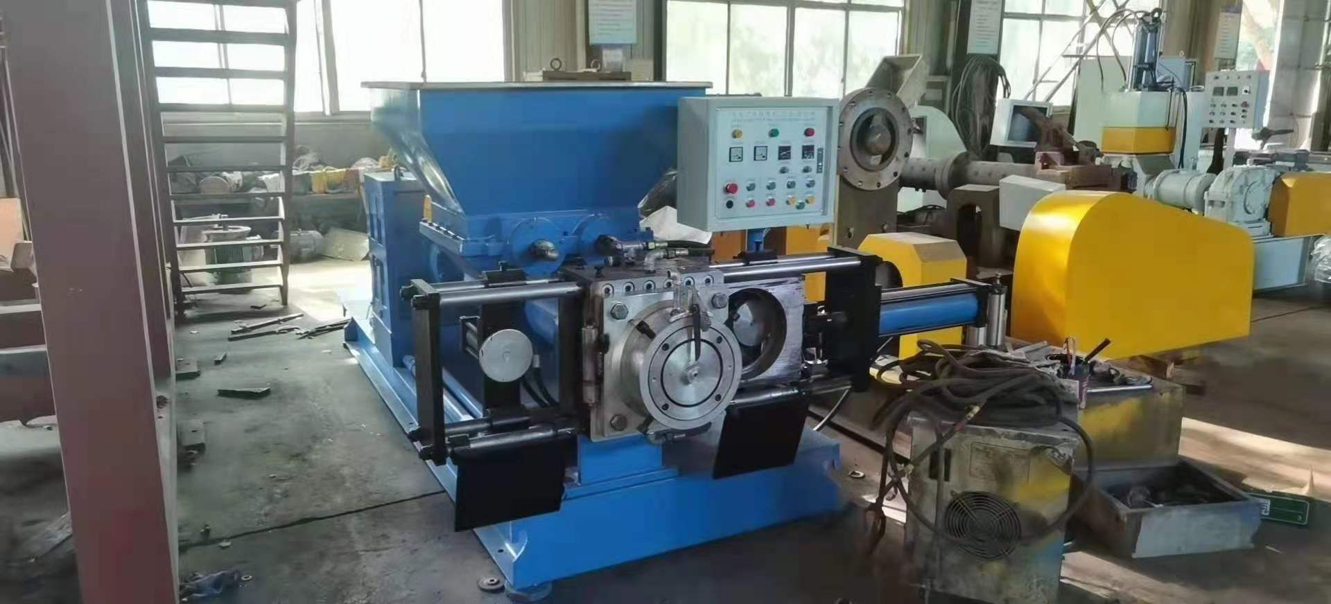 濾膠機(jī)操作使用方法是什么？它有這些注意事頂！